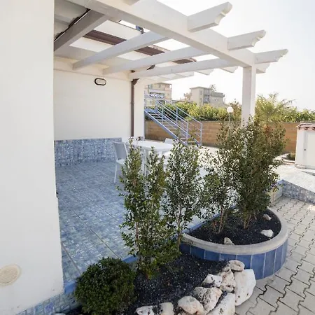 Concettina Apartahotel Capo dʼOrlando