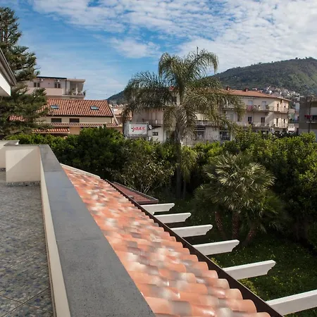 Apartahotel Concettina Capo dʼOrlando