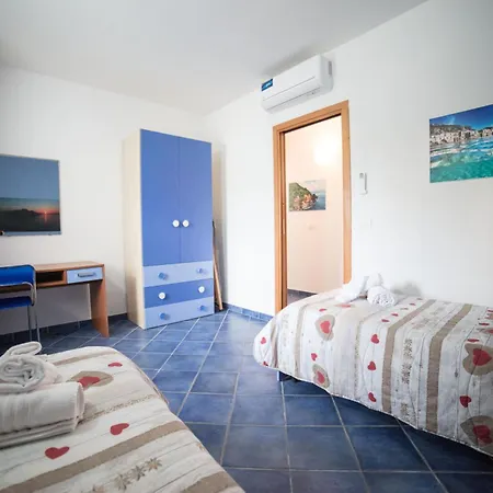 Concettina Apartahotel Capo dʼOrlando