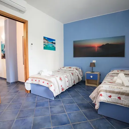 Concettina Apartahotel *