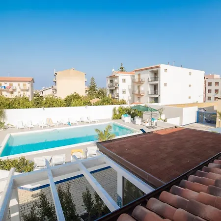 Concettina Ξενοδοχείο με διαμερίσματα 4*