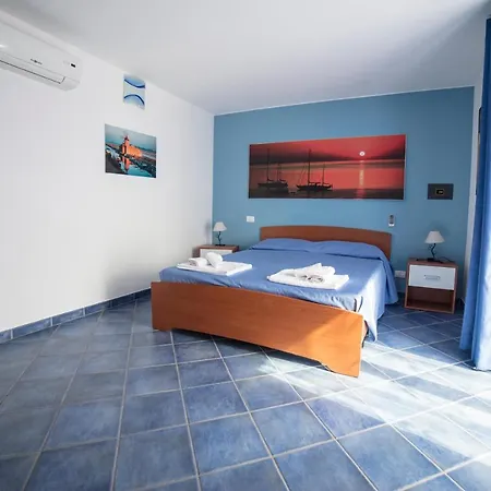 Concettina 4* Capo dʼOrlando